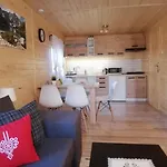 Θέρετρο Grabska Osada - 100m Od Suntago Park-domki Ogrzewane Caloroczne Mszczonów