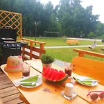 Feriested Grabska Osada - 100m Od Suntago Park-domki Ogrzewane Caloroczne