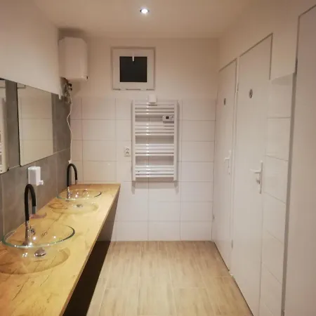 리조트 Grabska Osada - 100m Od Suntago Park-domki Ogrzewane Caloroczne Mszczonów